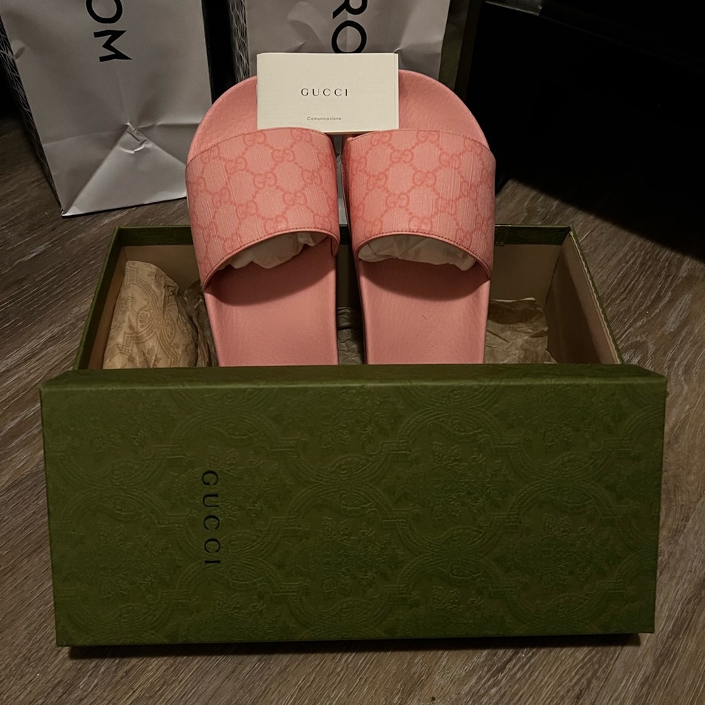 Authentic Gucci Pink Embossed Women's Sandals